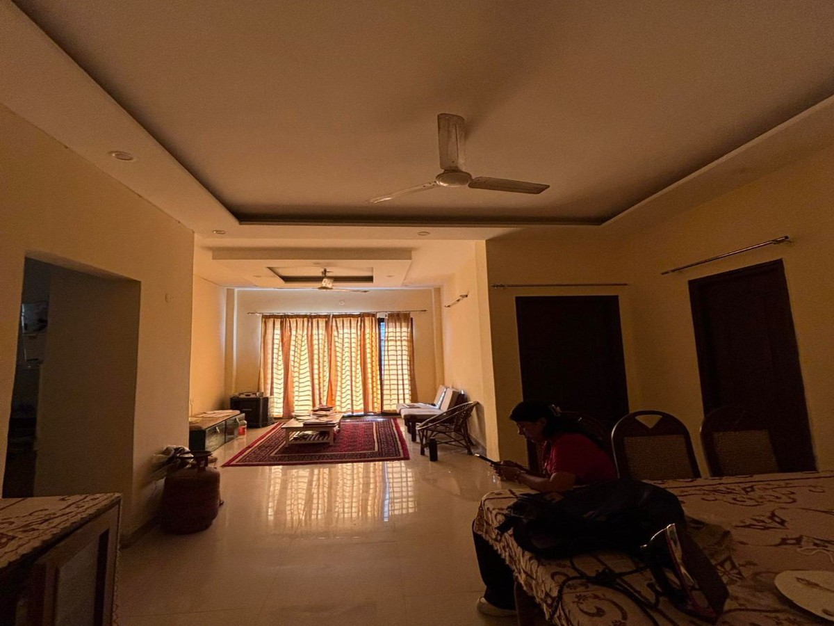 3 BHK SPACIOUS NEAR LANDRAN CHOWK