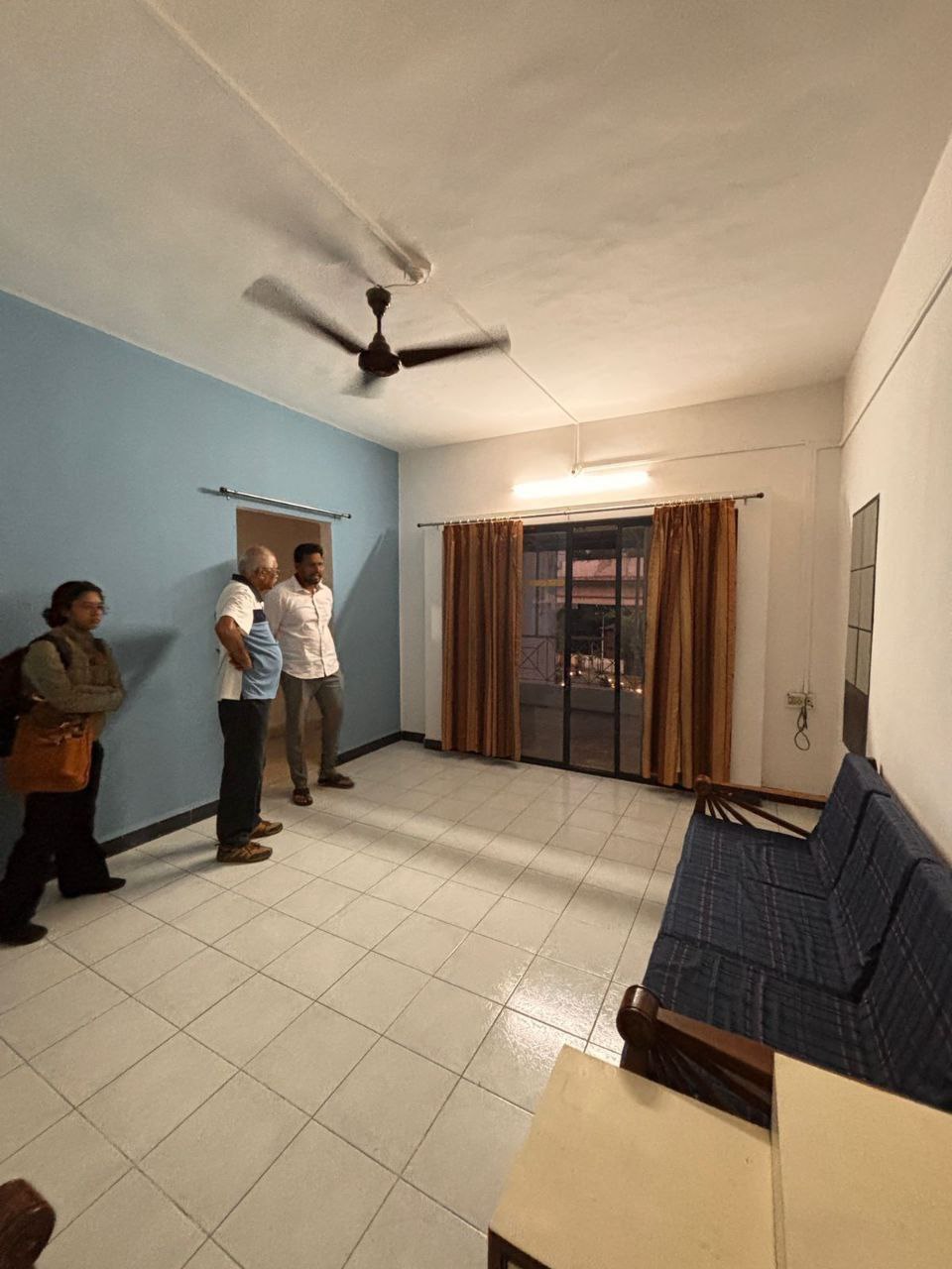 Female Vacancy in Hall – Fully Furnished Accommodation Near Nirmal Corner - 1