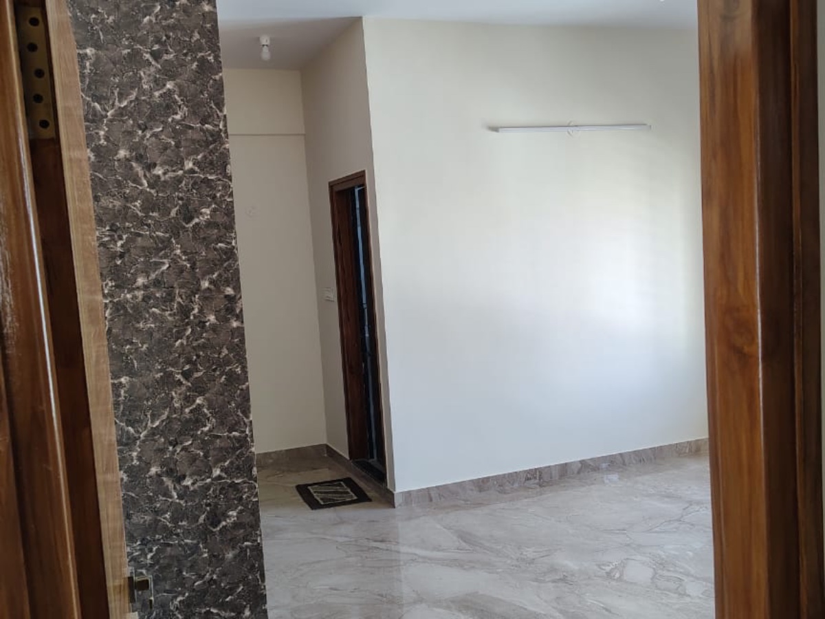 1BHK Luxury Paying Guest Accommodation