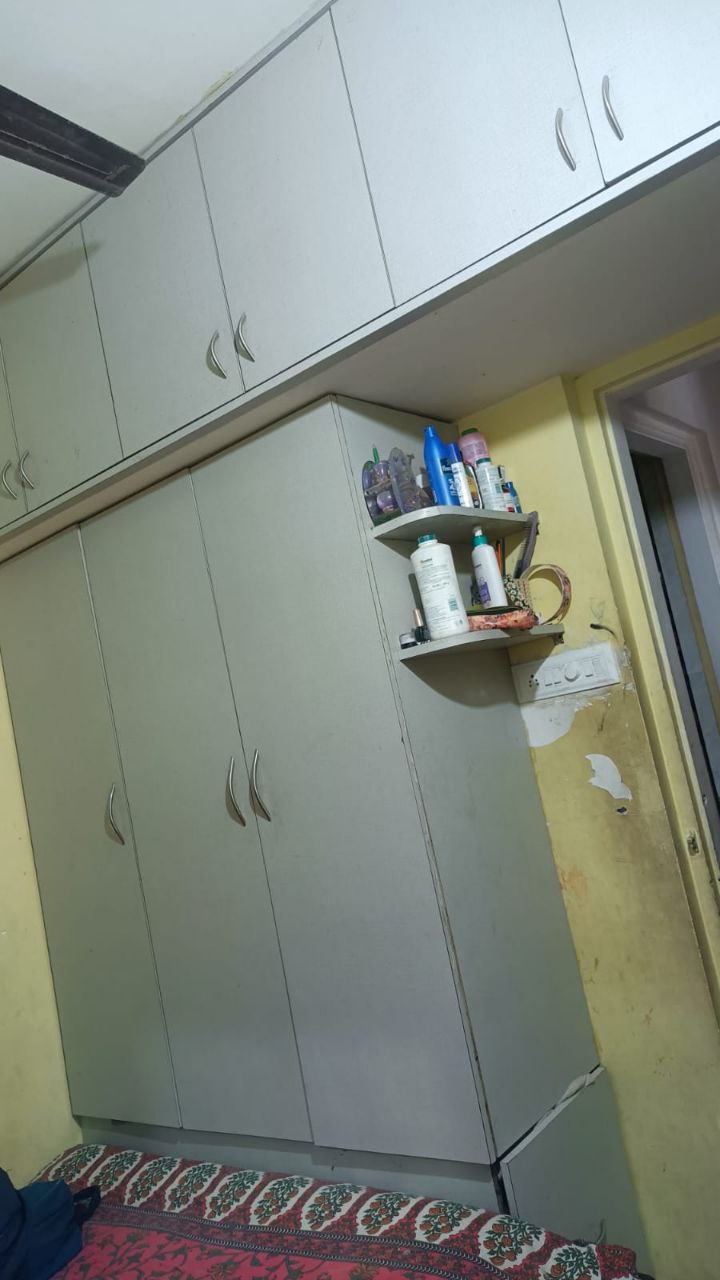 Vacancy for 2 girls Roomettes - 1